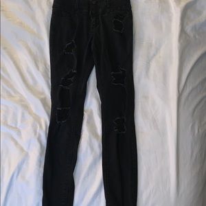 Black ripped Jeans